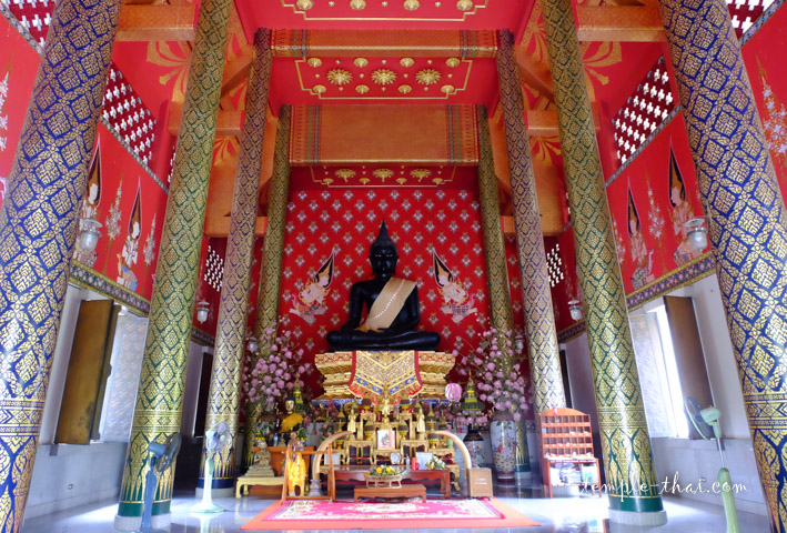 Le Viharn et son bouddha sacré