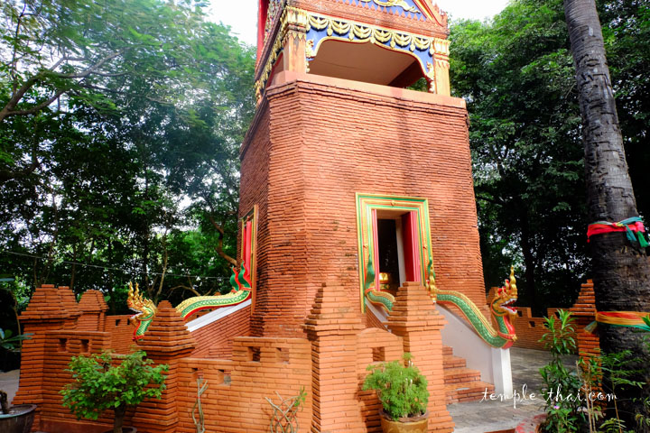 Monument en brique Monument en brique