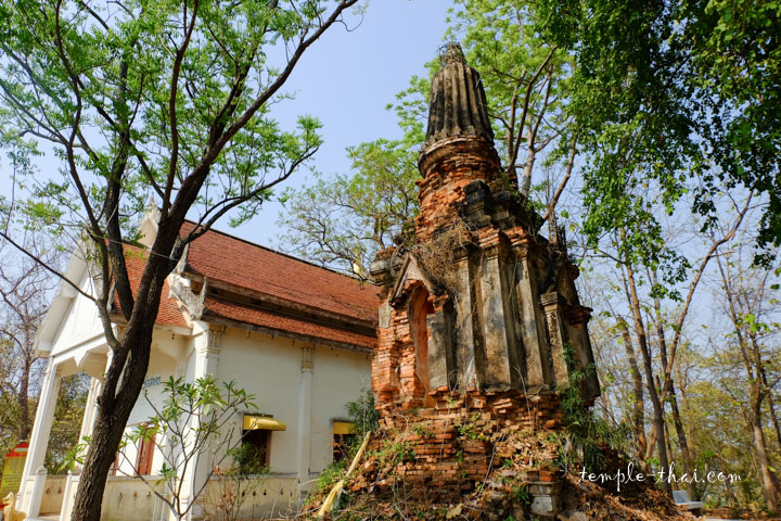 Wat Khao Rup Chang