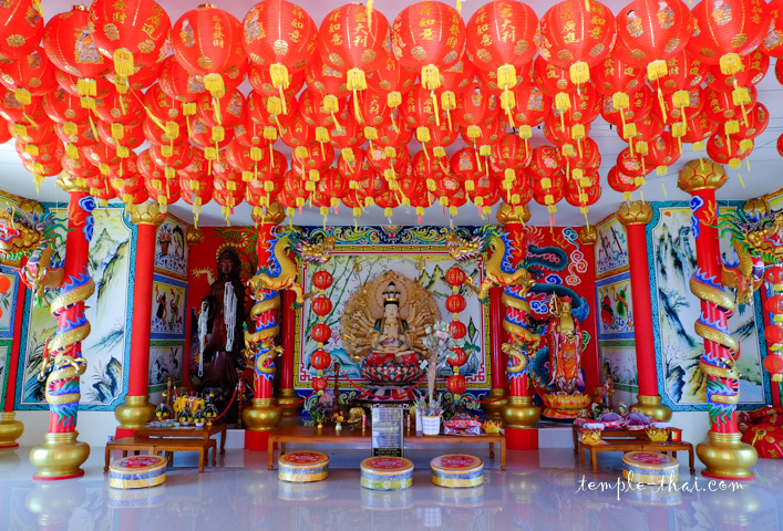 Pavillon moderne en l'honneur de la Bodhisattva Guanyin